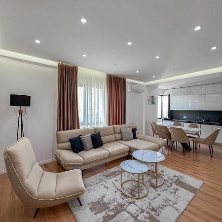 Lux Apartment At Arlis Tiranë Eksteriør bilde